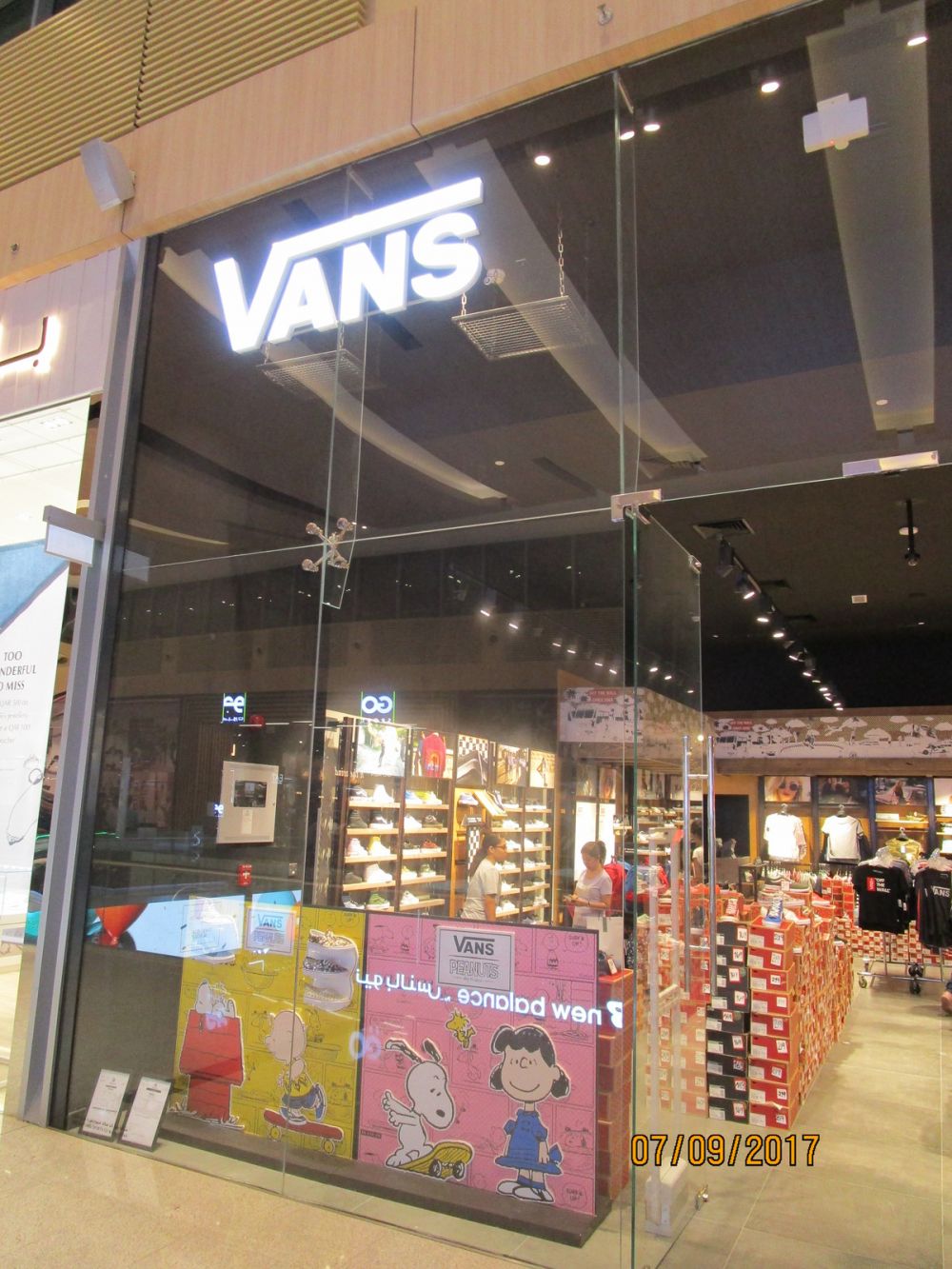 vans from the mall